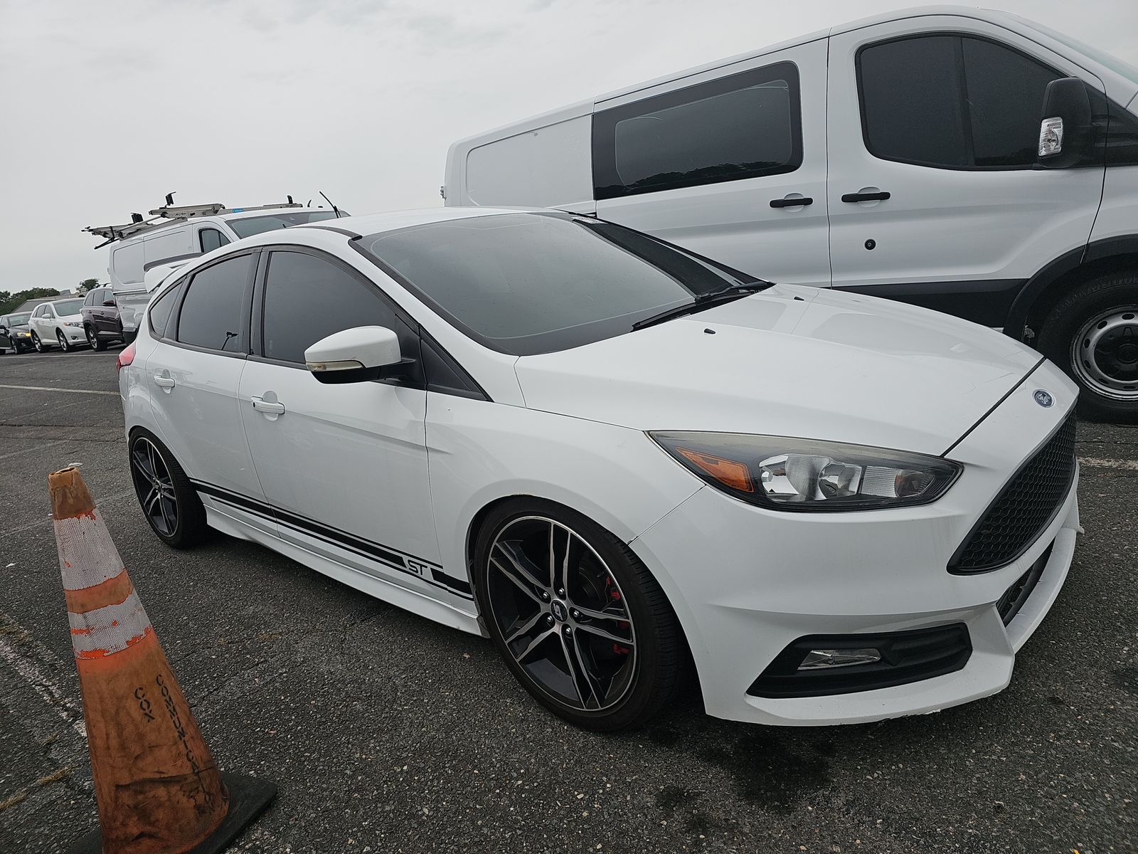 2017 Ford Focus ST FWD