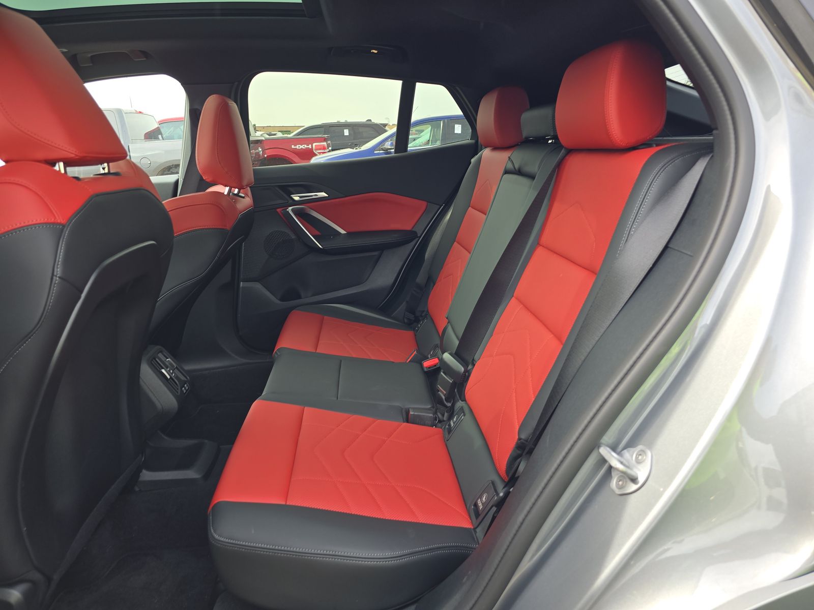 2025 BMW X2 xDrive28i AWD