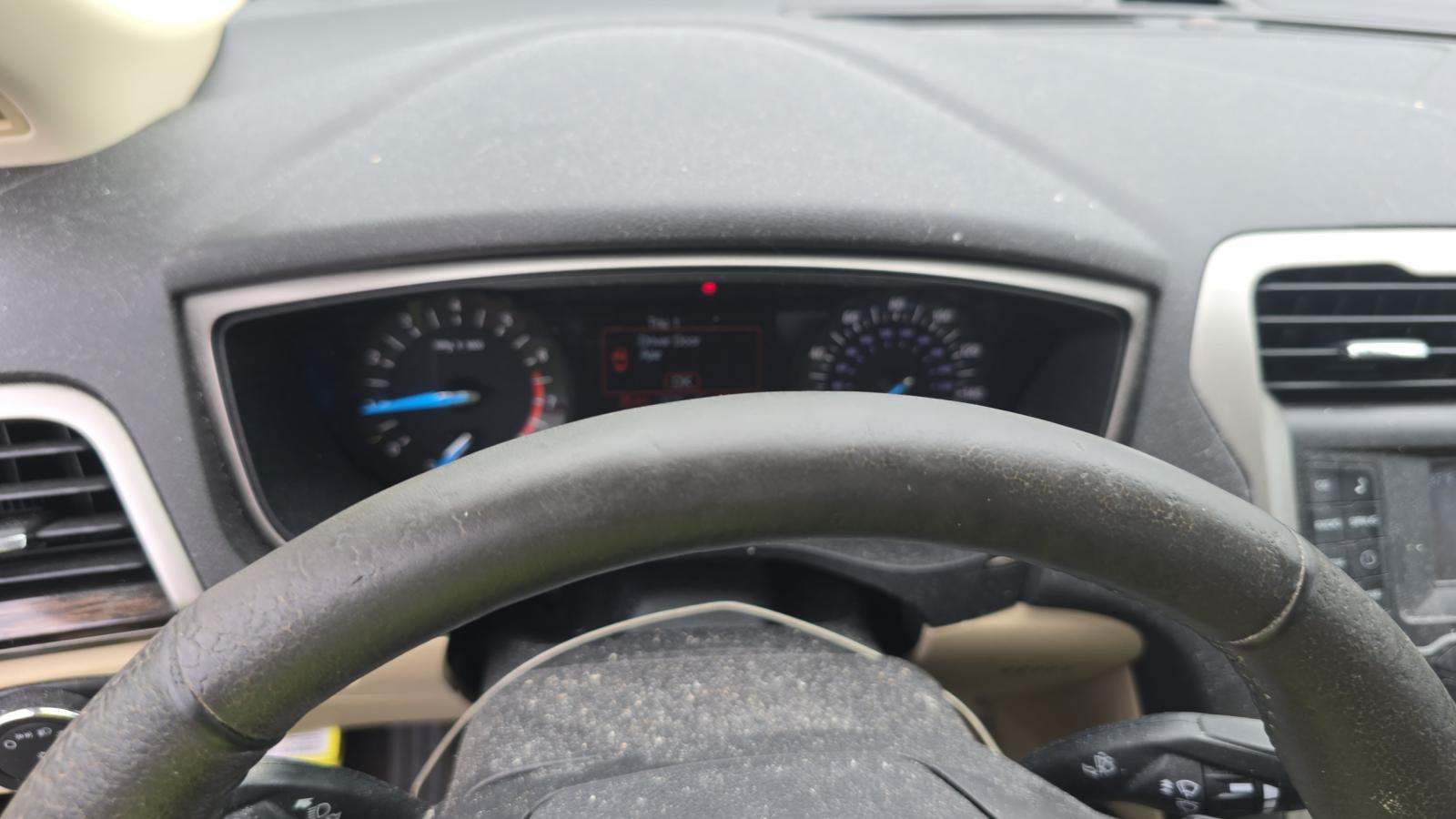 2015 Ford Fusion SE FWD