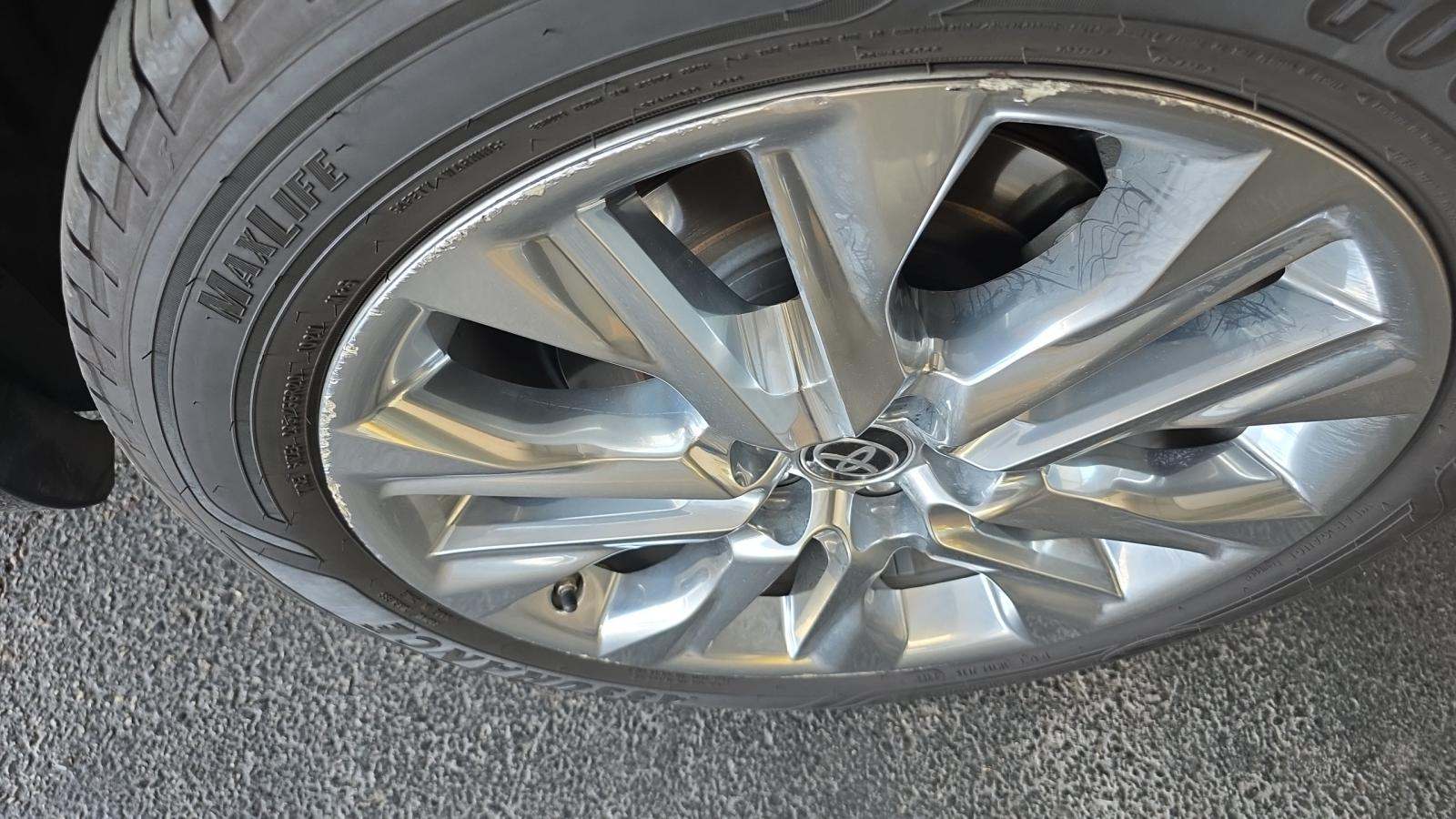 2021 Toyota Highlander Limited FWD