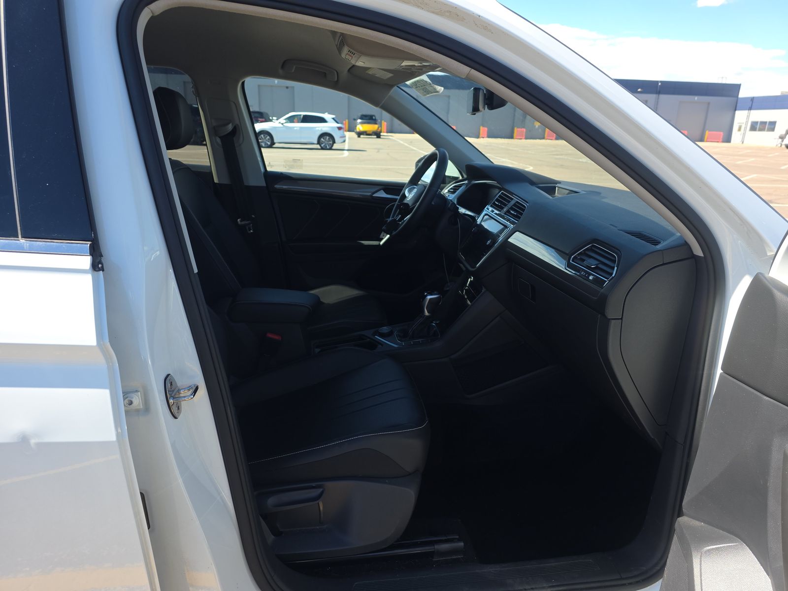 2022 Volkswagen Tiguan 2.0T SE AWD