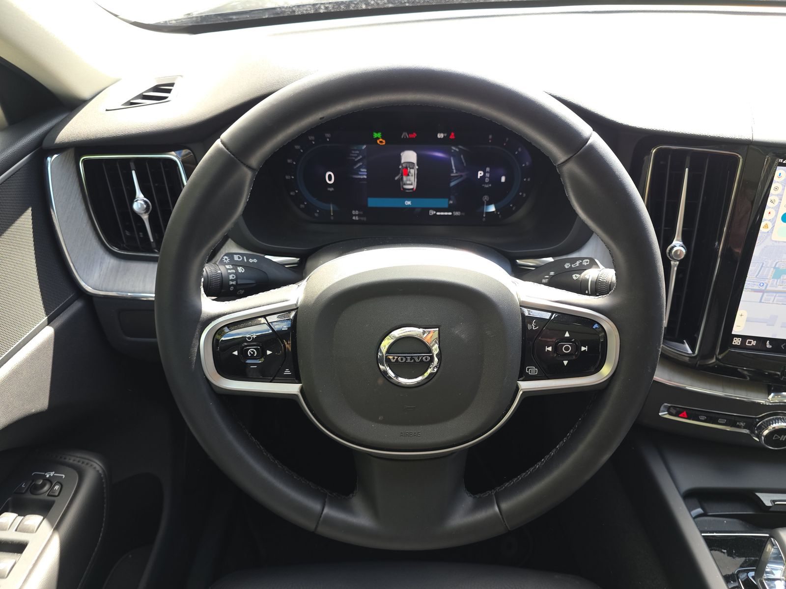 2025 Volvo XC60 B5 Plus AWD
