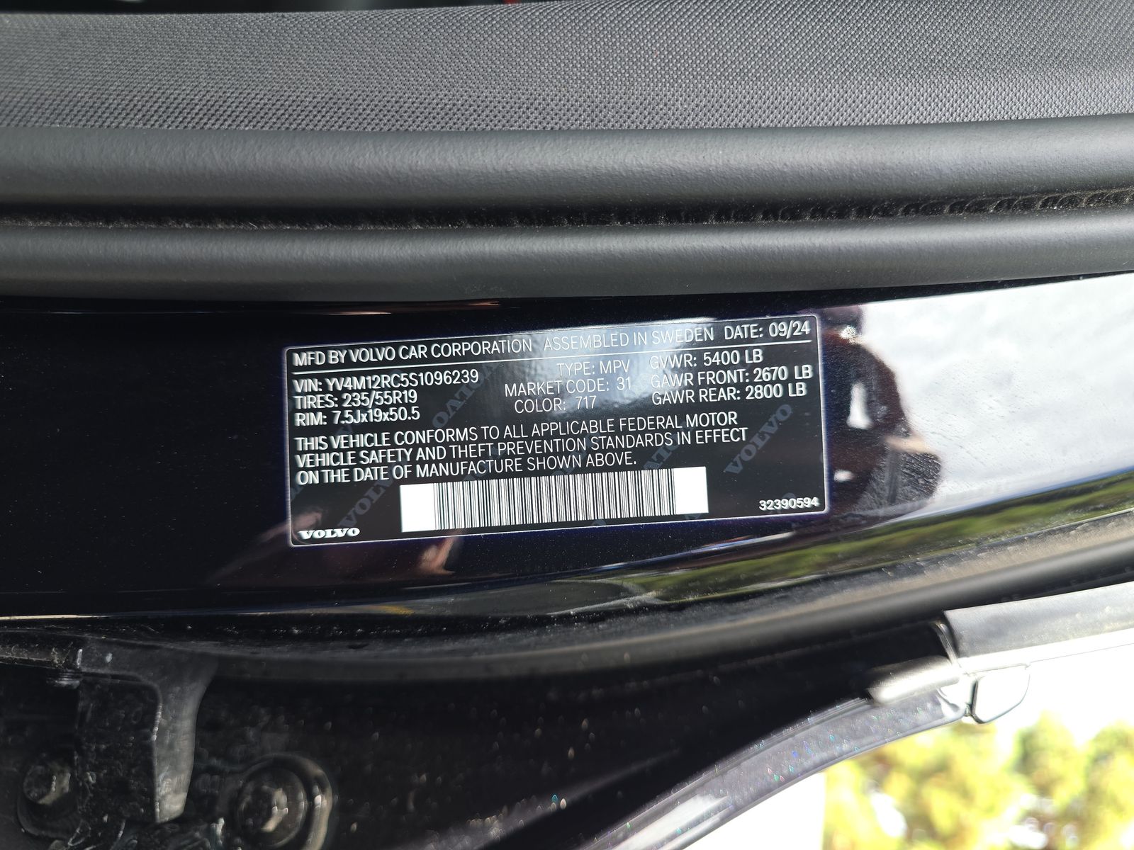 2025 Volvo XC60 B5 Plus AWD