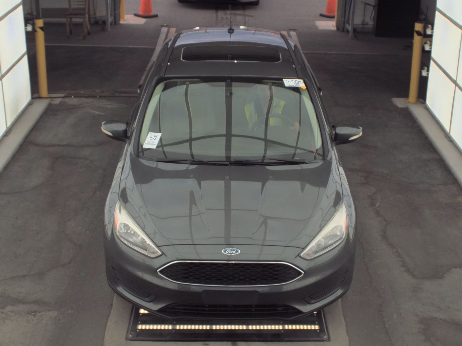 2016 Ford Focus SE FWD