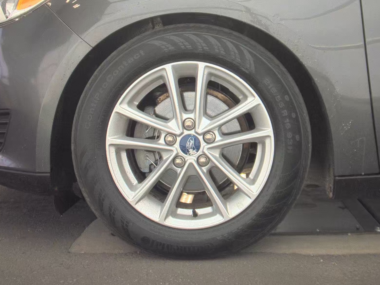 2016 Ford Focus SE FWD