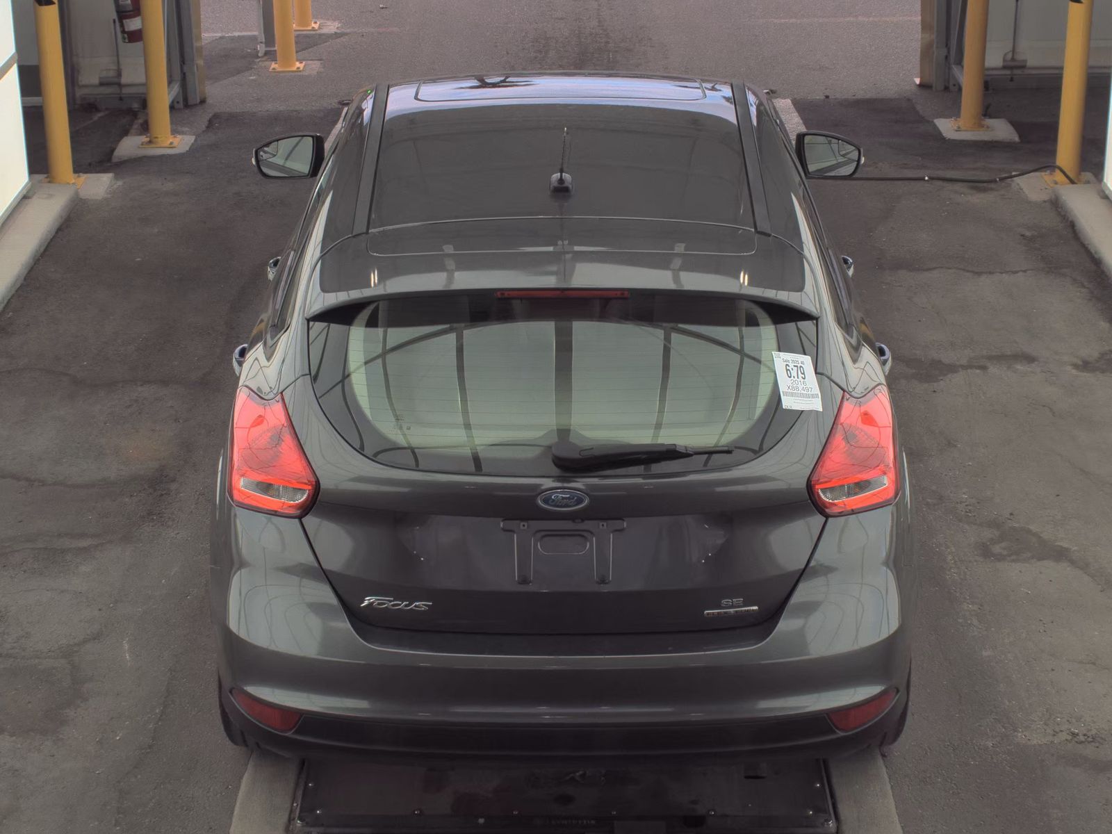 2016 Ford Focus SE FWD