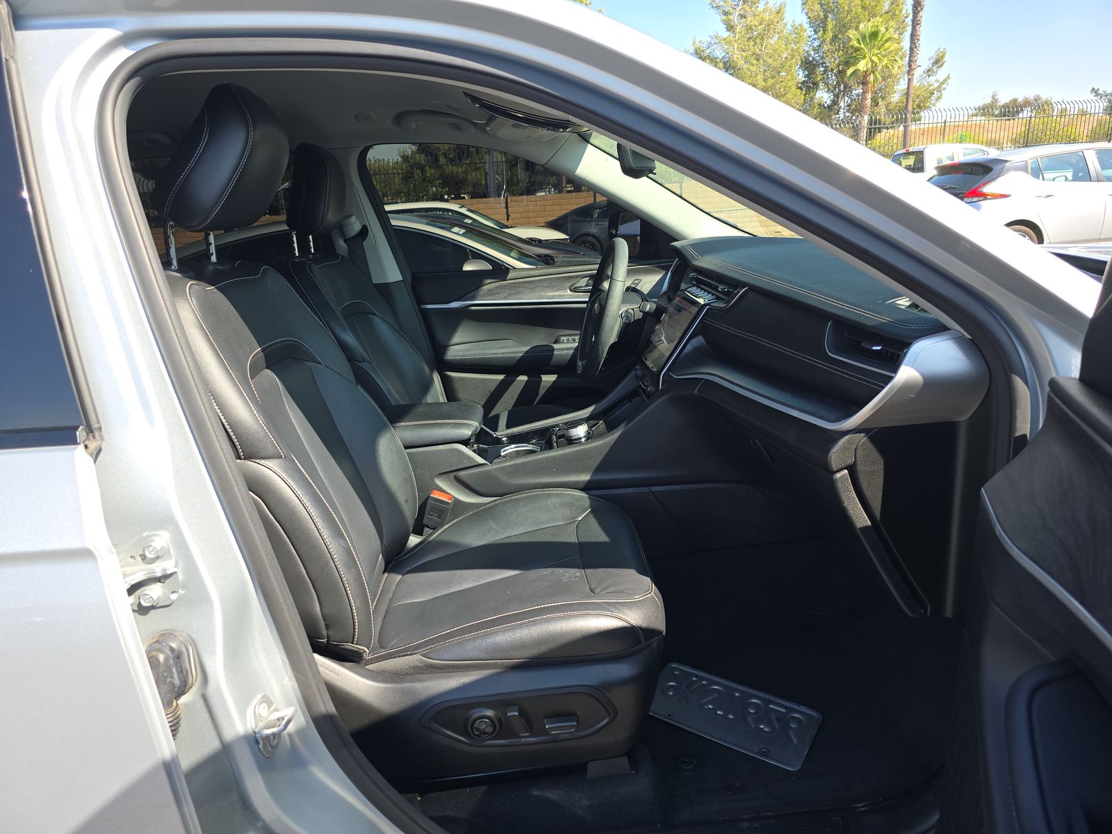 2023 Jeep Grand Cherokee Limited RWD