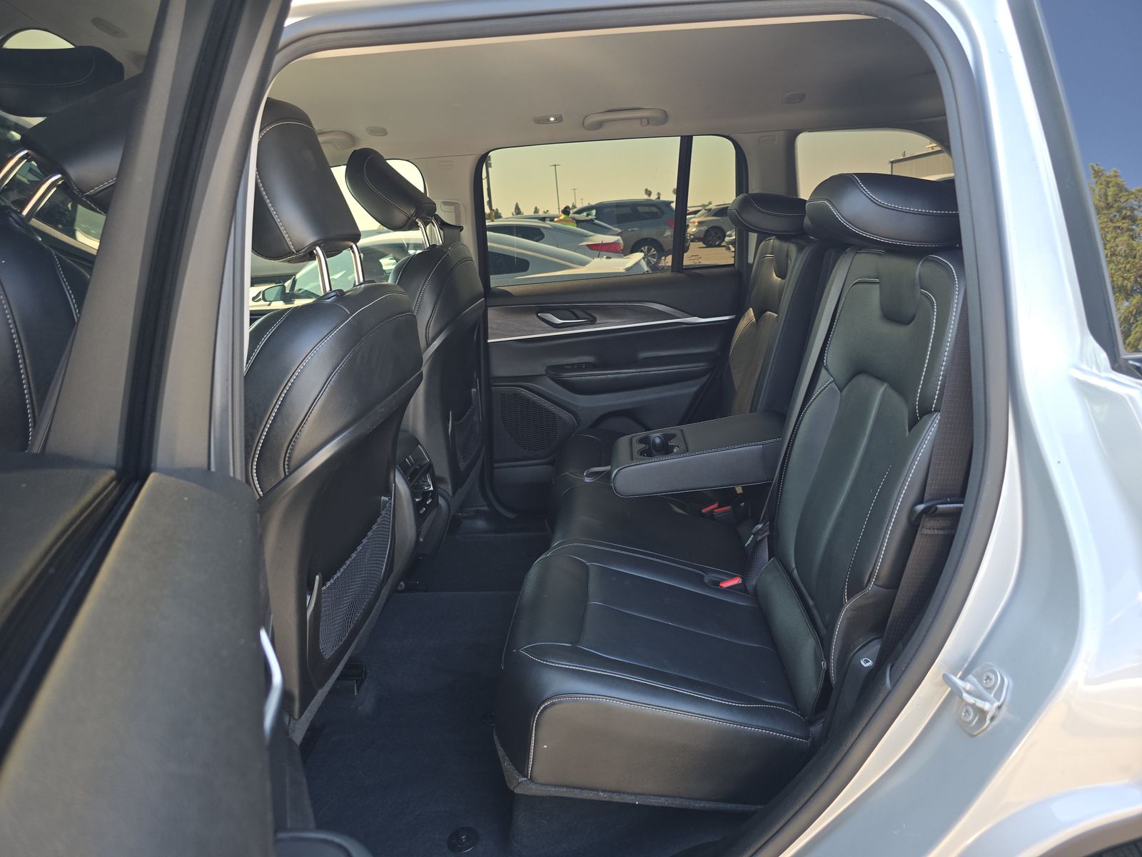 2023 Jeep Grand Cherokee Limited RWD