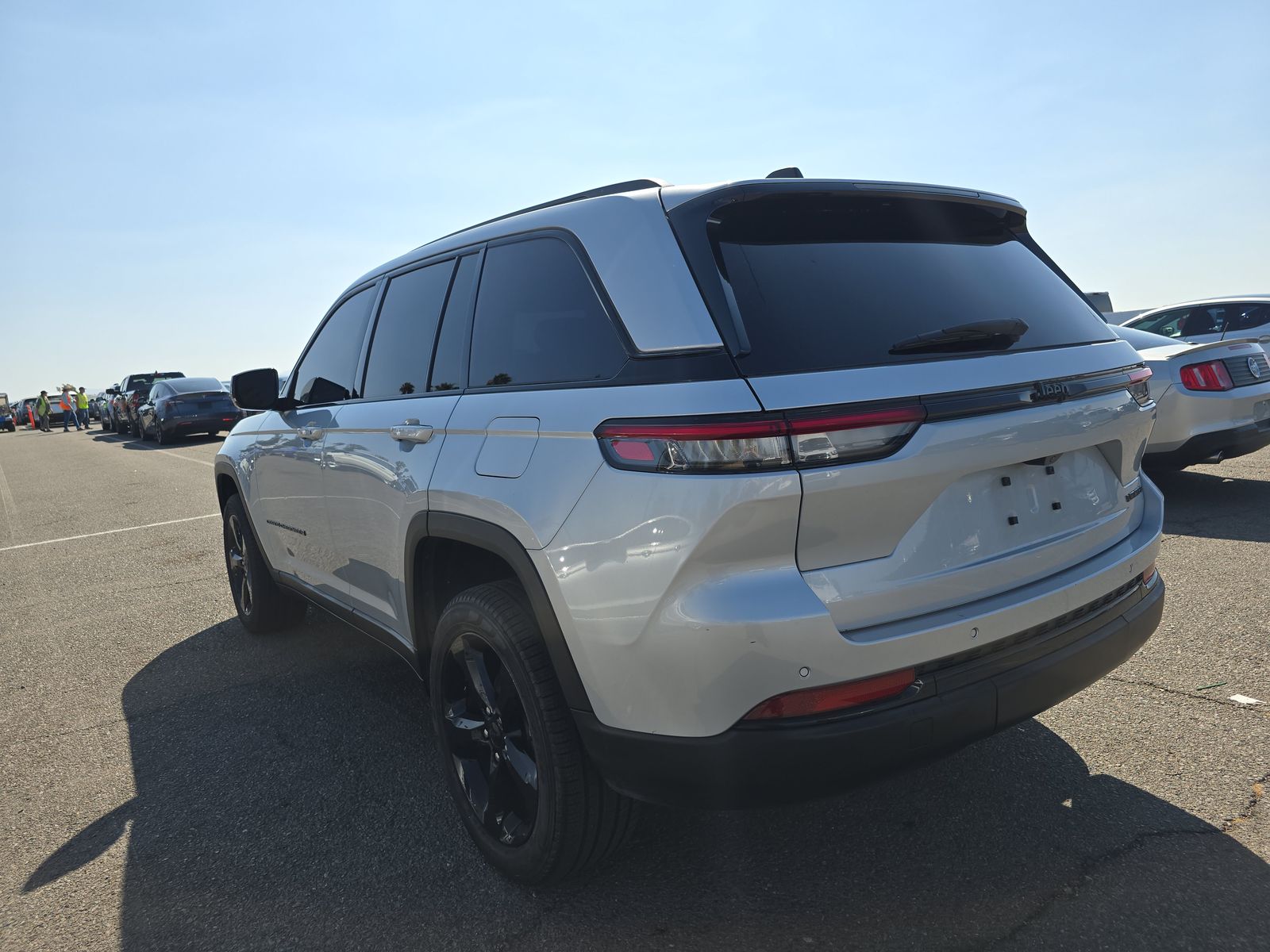 2023 Jeep Grand Cherokee Limited RWD