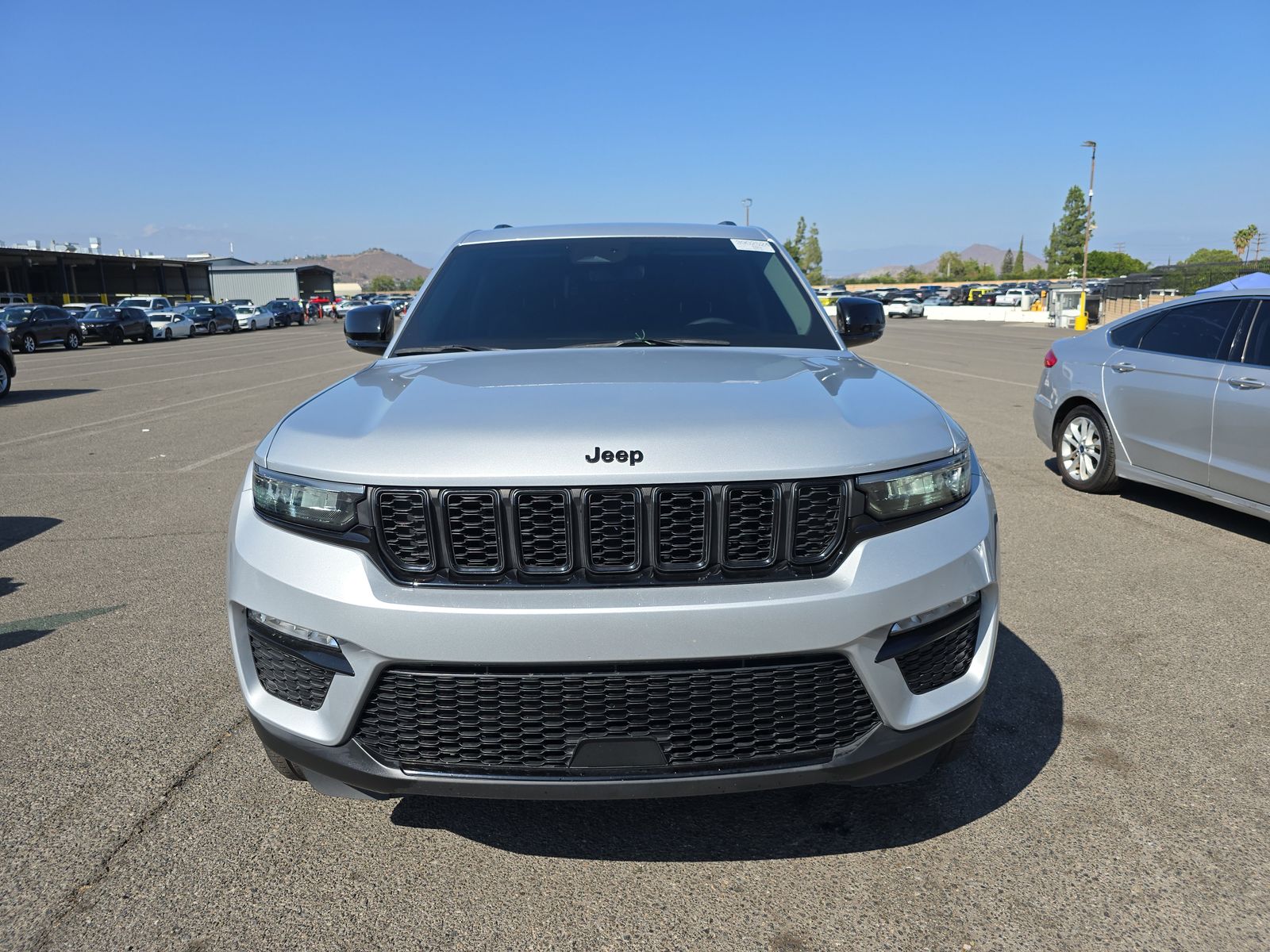 2023 Jeep Grand Cherokee Limited RWD