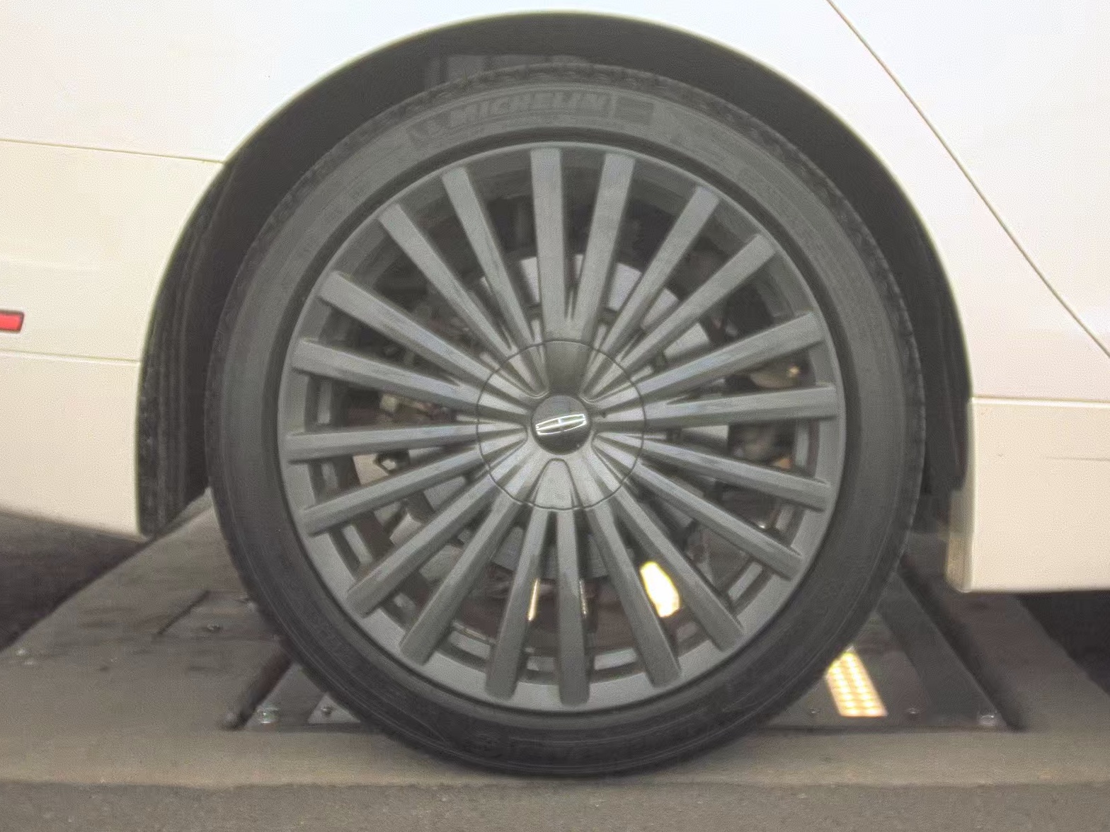 2017 Lincoln MKZ Reserve FWD