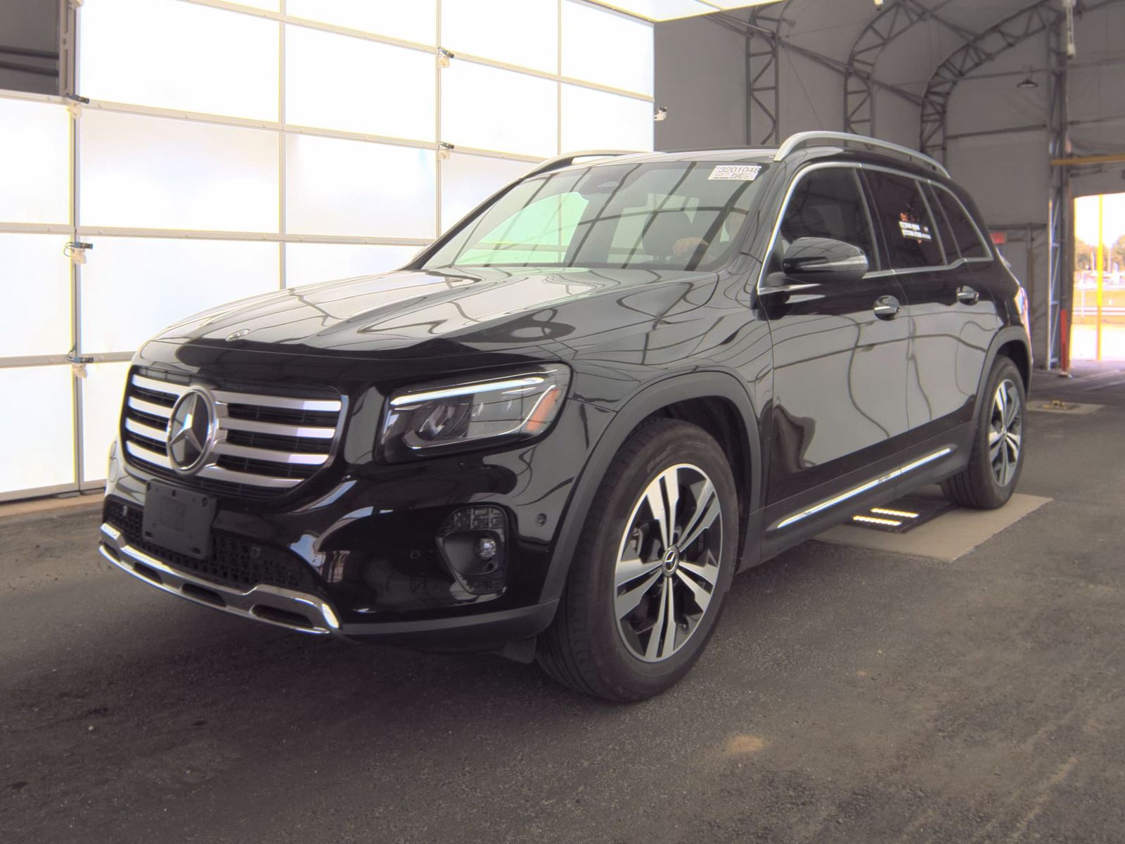 2025 Mercedes-Benz GLB 250