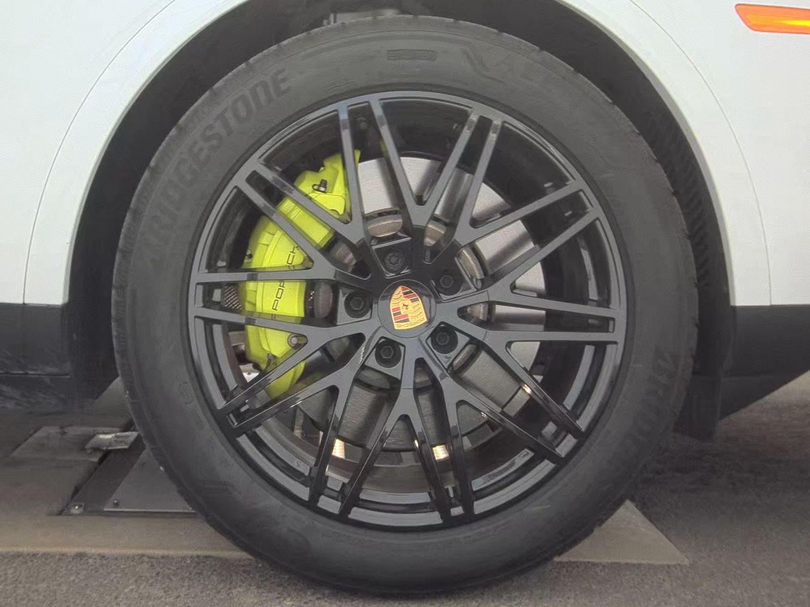 2025 Porsche Cayenne E-Hybrid AWD