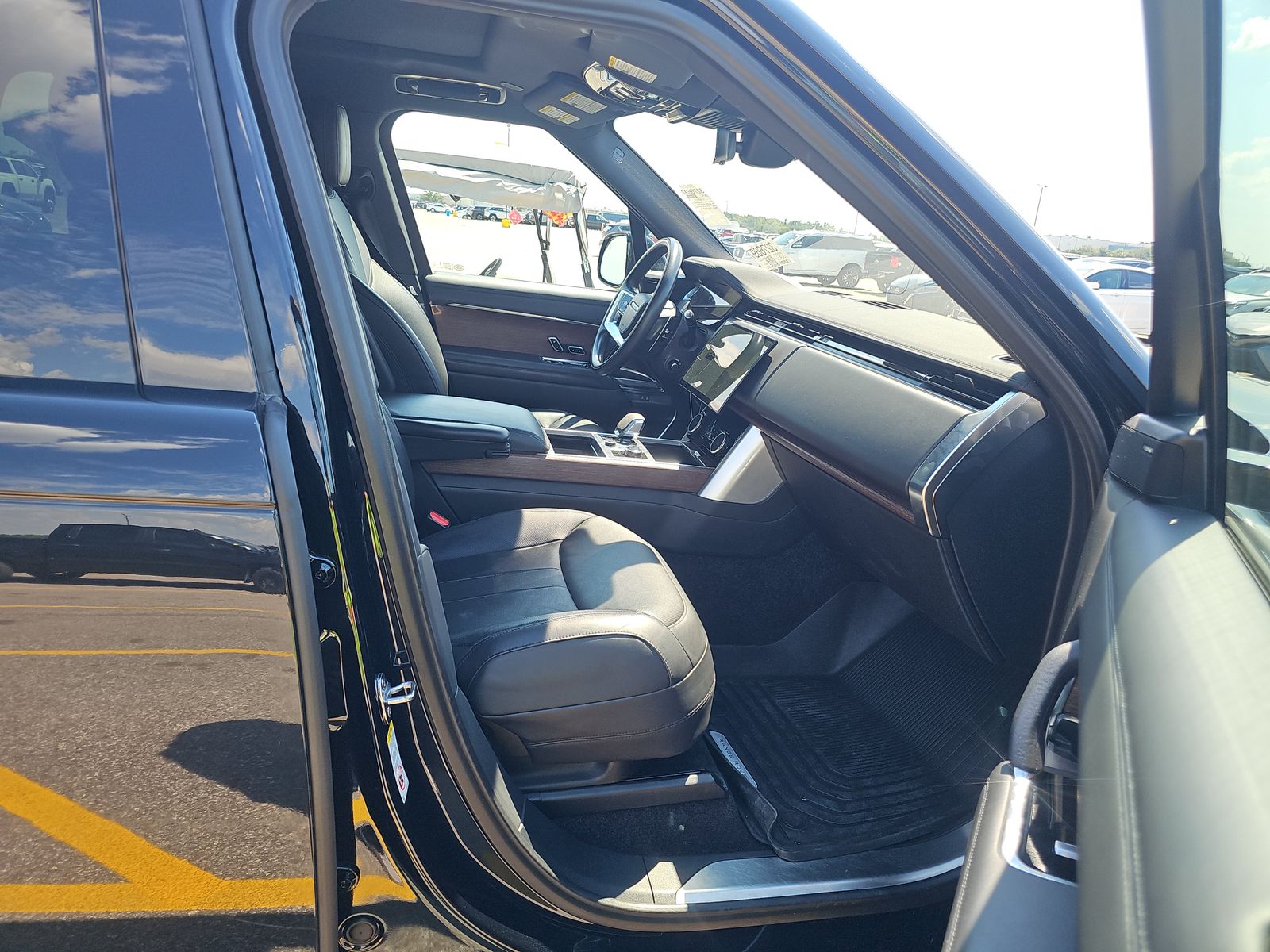 2023 Land Rover Range Rover SE AWD