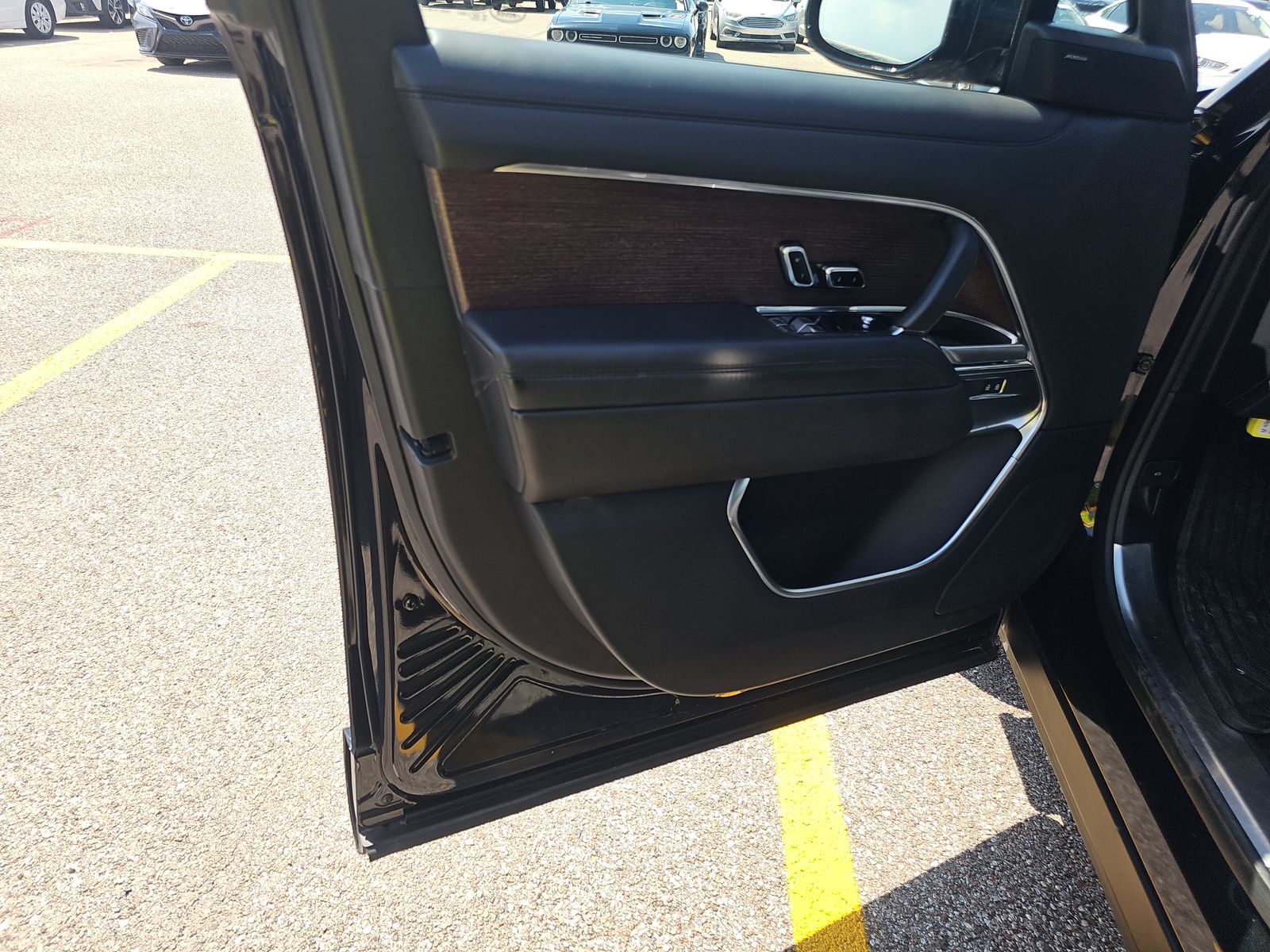 2023 Land Rover Range Rover SE AWD