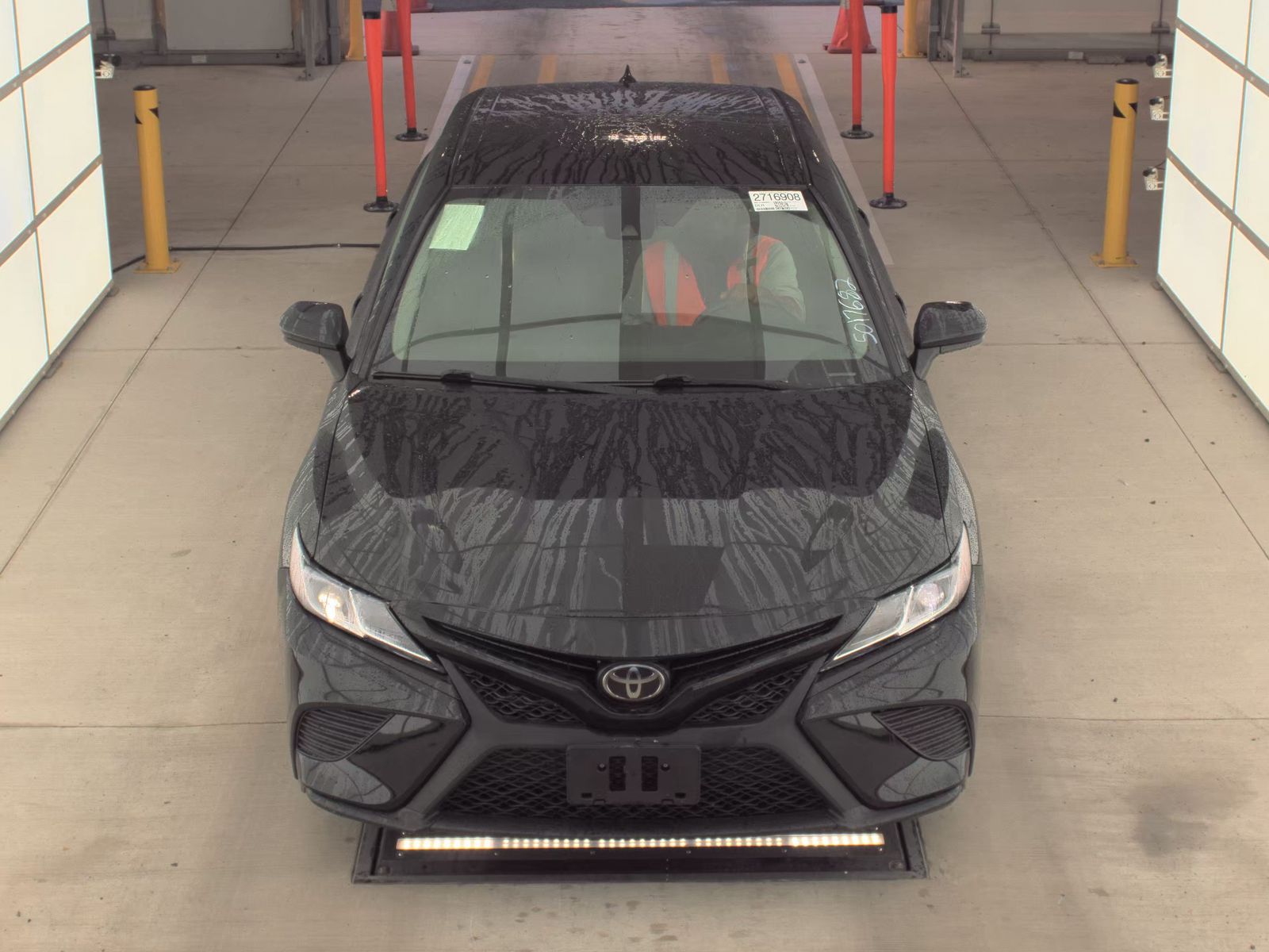 2020 Toyota Camry SE Nightshade FWD
