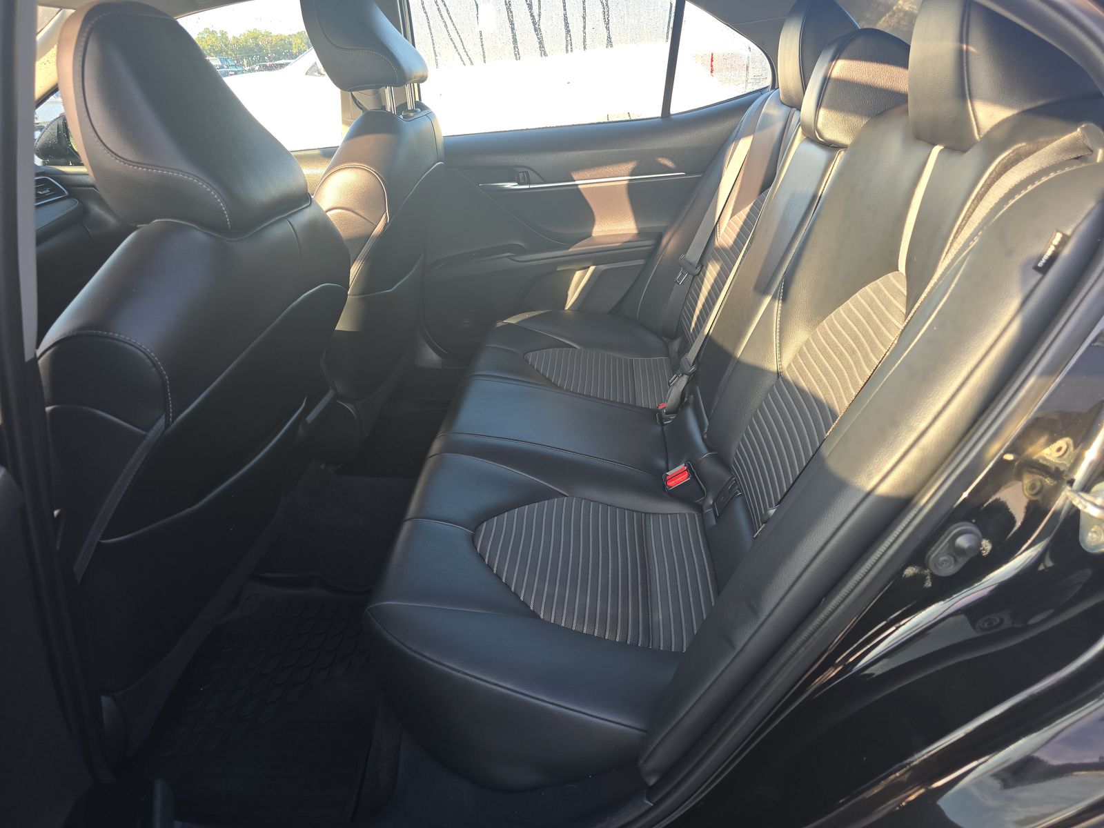 2020 Toyota Camry SE Nightshade FWD
