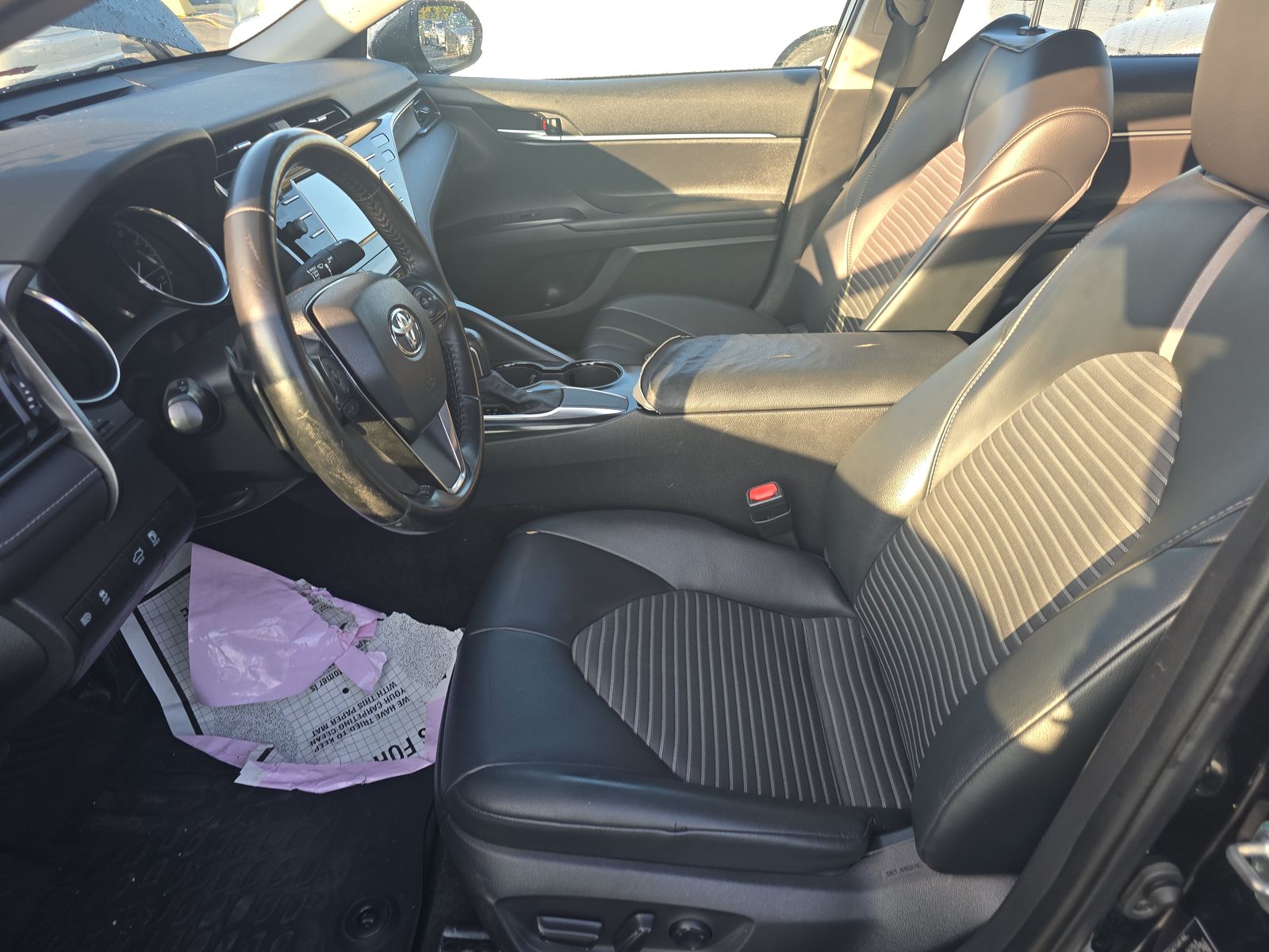 2020 Toyota Camry SE Nightshade FWD