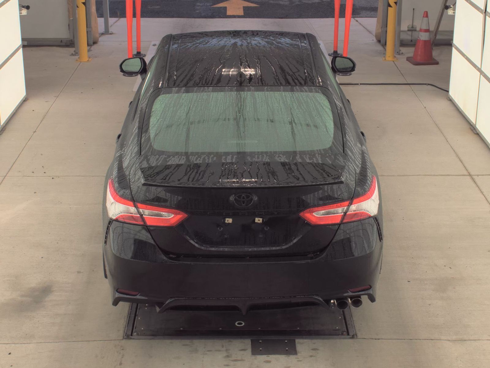 2020 Toyota Camry SE Nightshade FWD