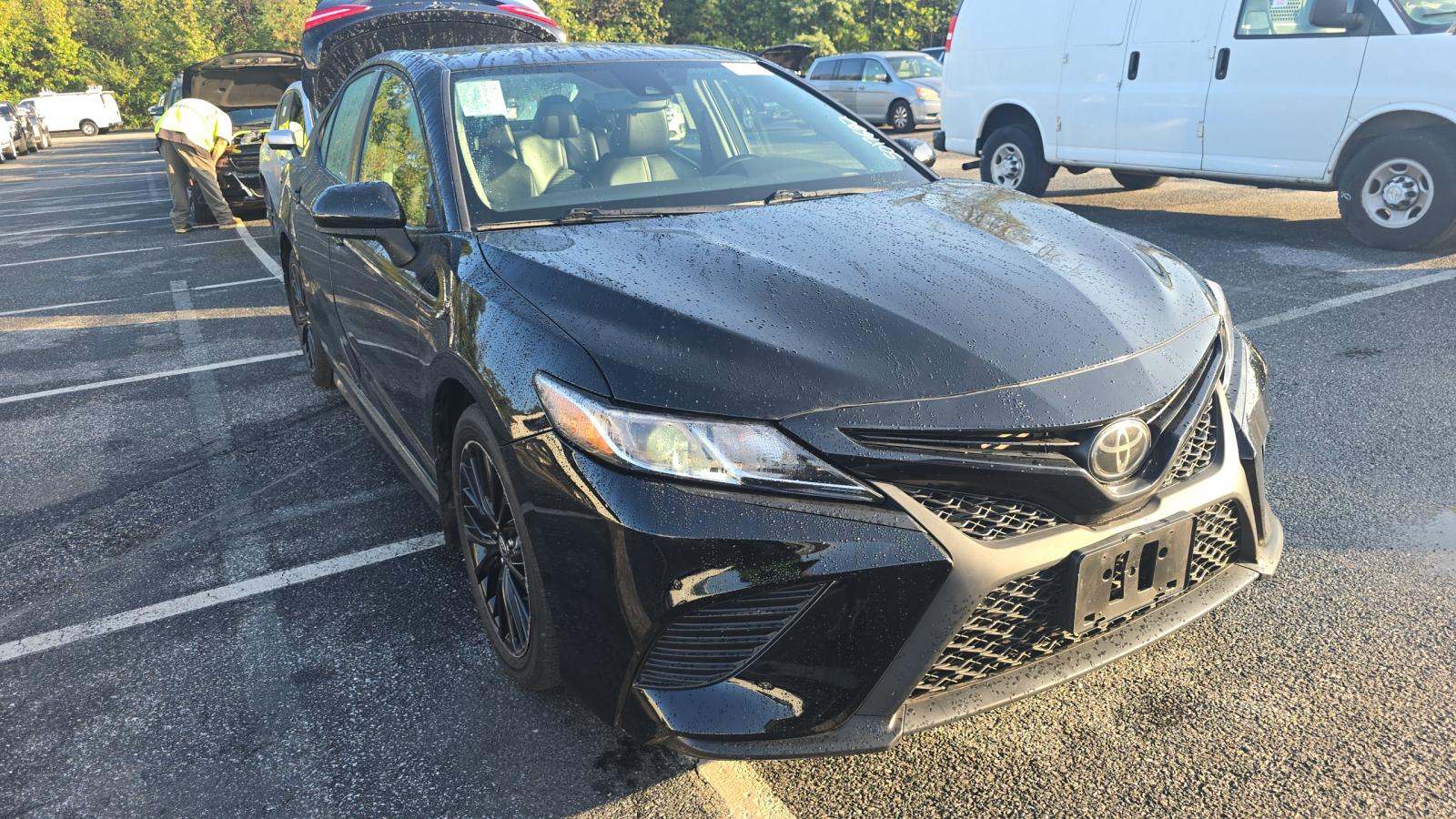 2020 Toyota Camry SE Nightshade FWD