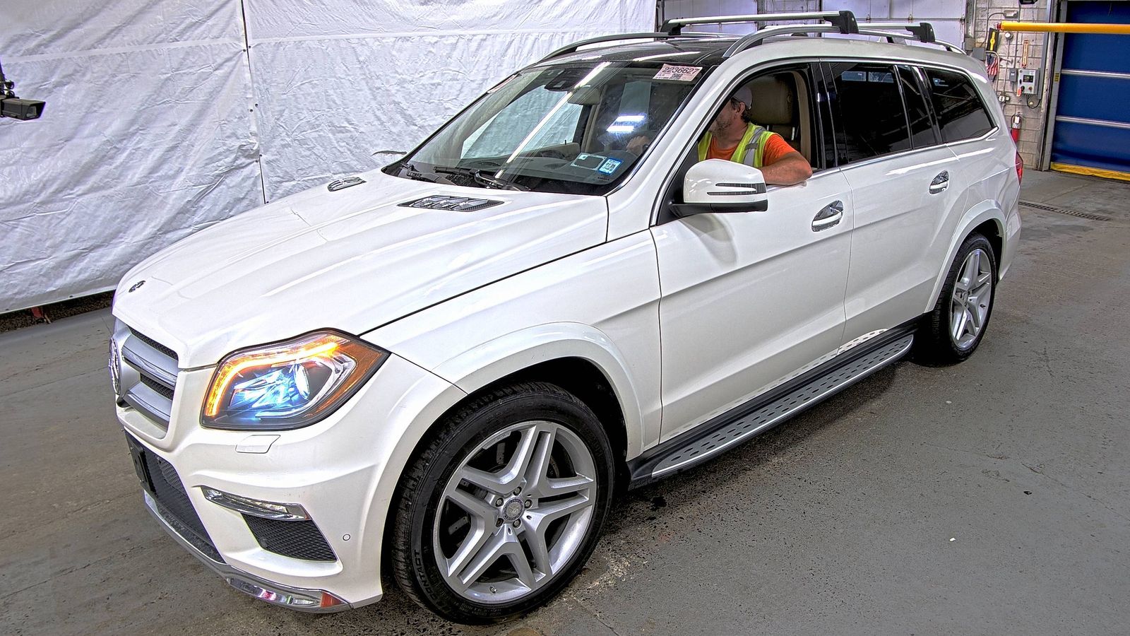 2015 Mercedes-Benz GL 550 4MATIC
