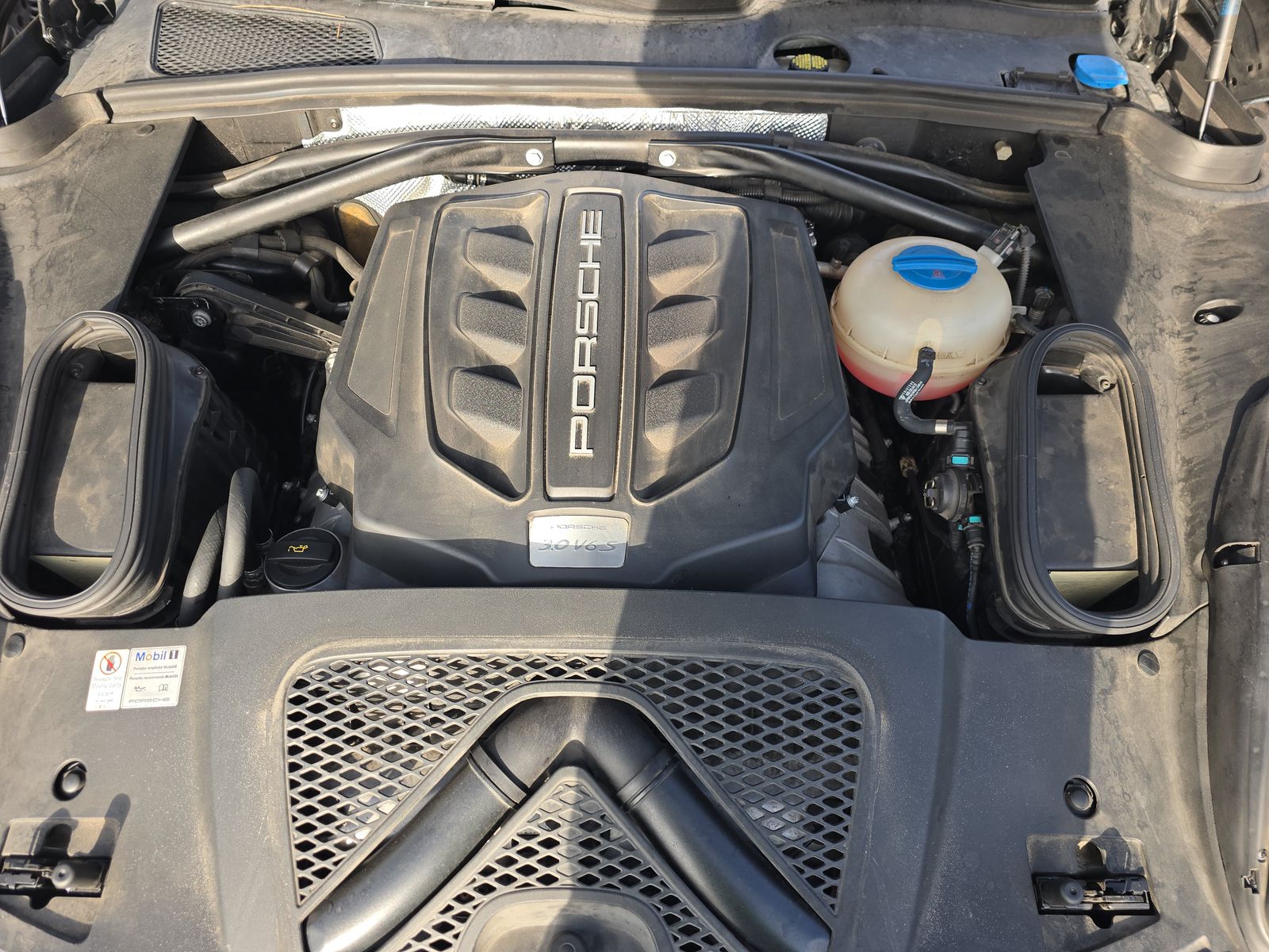 2015 Porsche Macan S AWD