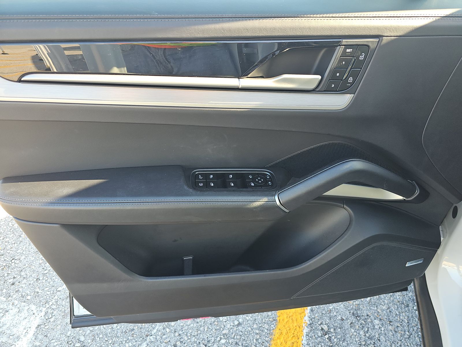 2025 Porsche Cayenne E-Hybrid AWD