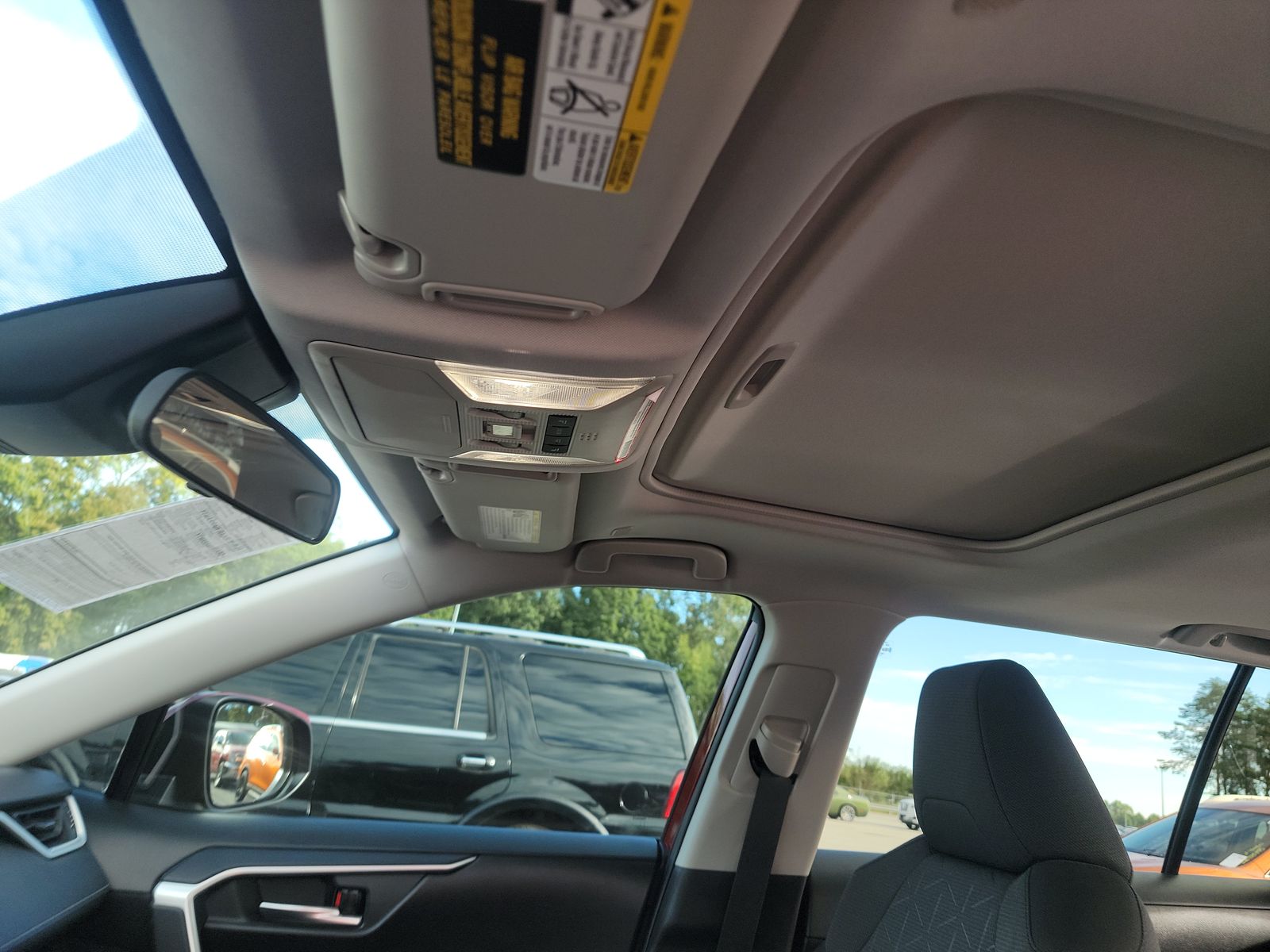 2024 Toyota RAV4 XLE FWD