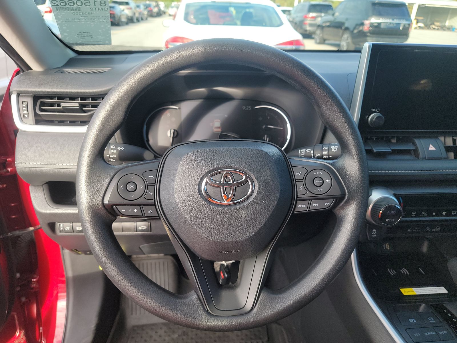 2024 Toyota RAV4 XLE FWD