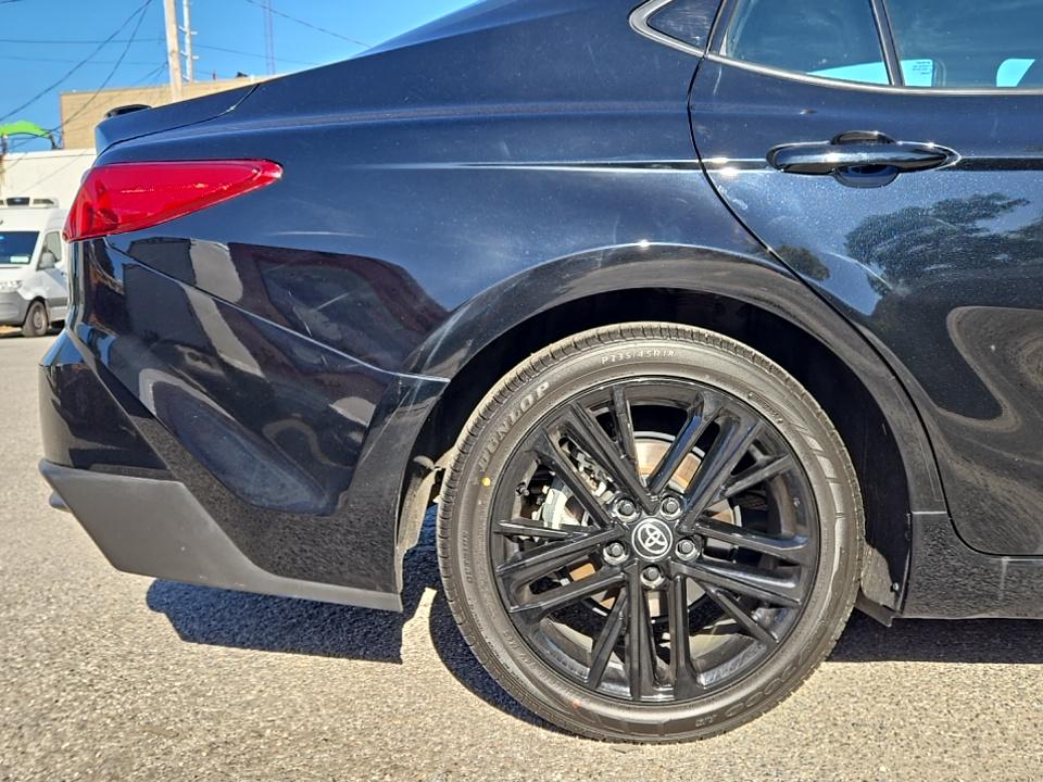 2025 Toyota Camry SE FWD