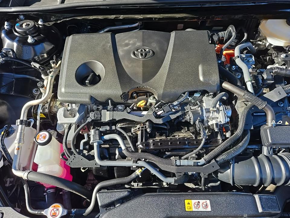 2025 Toyota Camry SE FWD