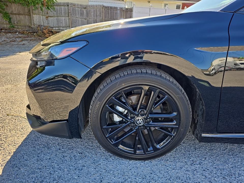 2025 Toyota Camry SE FWD