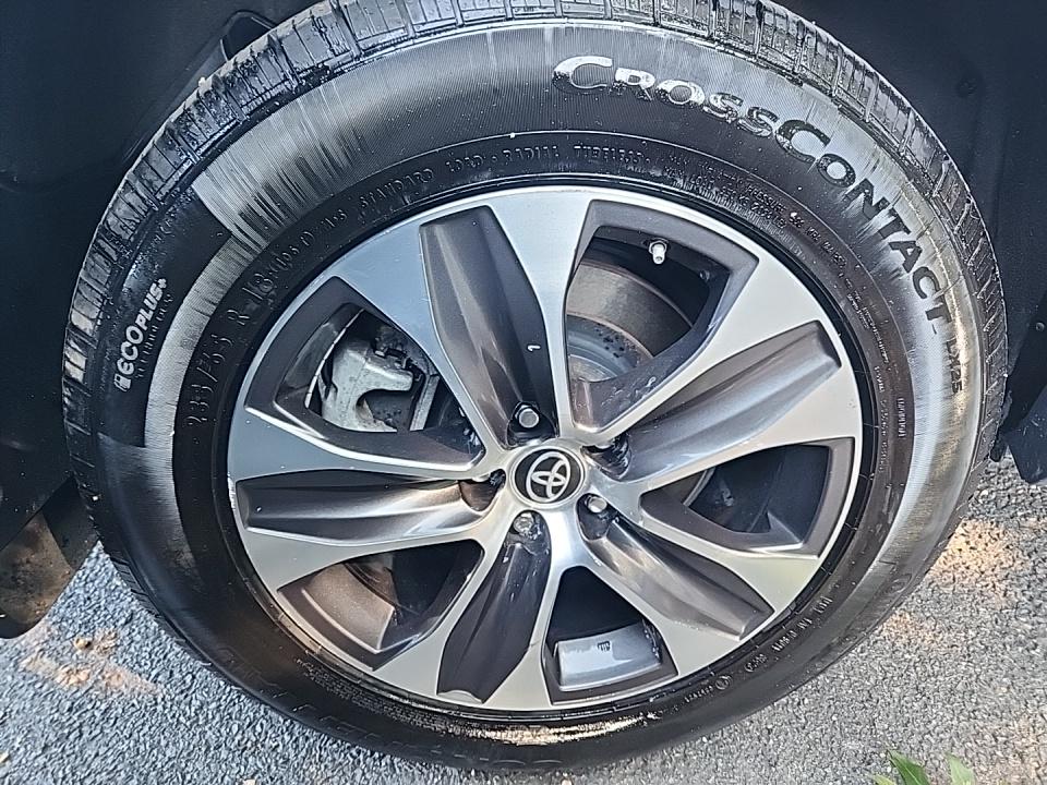 2021 Toyota Highlander XLE AWD