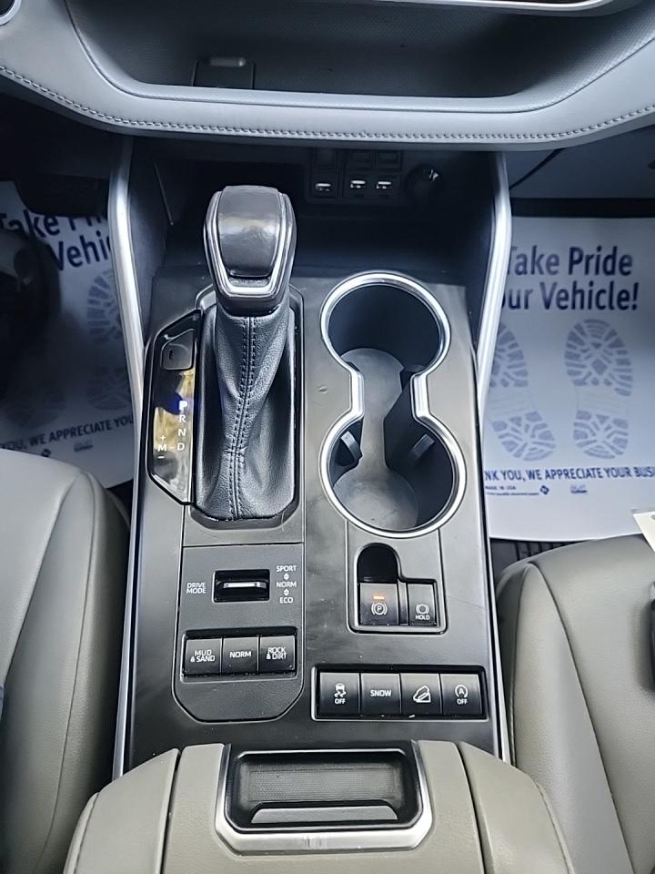 2021 Toyota Highlander XLE AWD