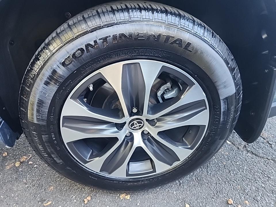 2021 Toyota Highlander XLE AWD