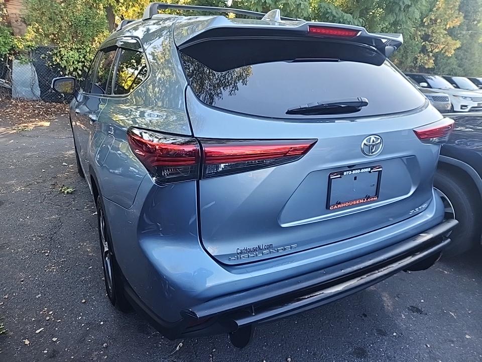 2021 Toyota Highlander XLE AWD