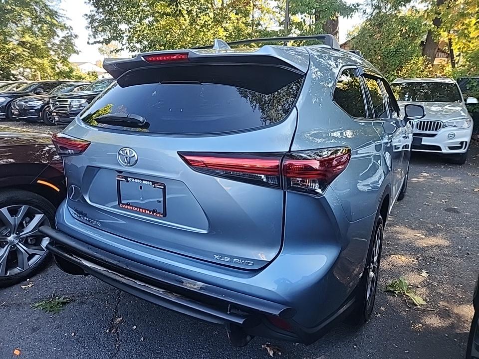2021 Toyota Highlander XLE AWD