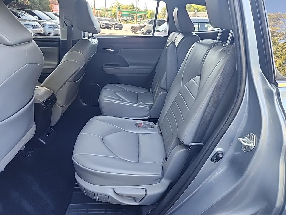 2021 Toyota Highlander XLE AWD