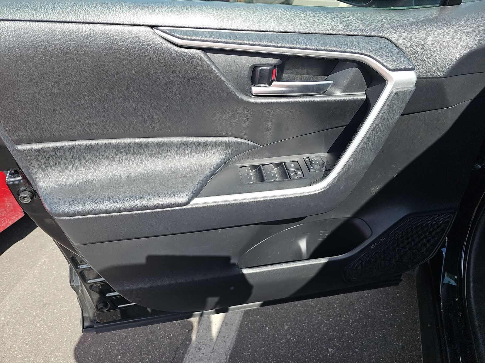 2023 Toyota RAV4 XLE FWD