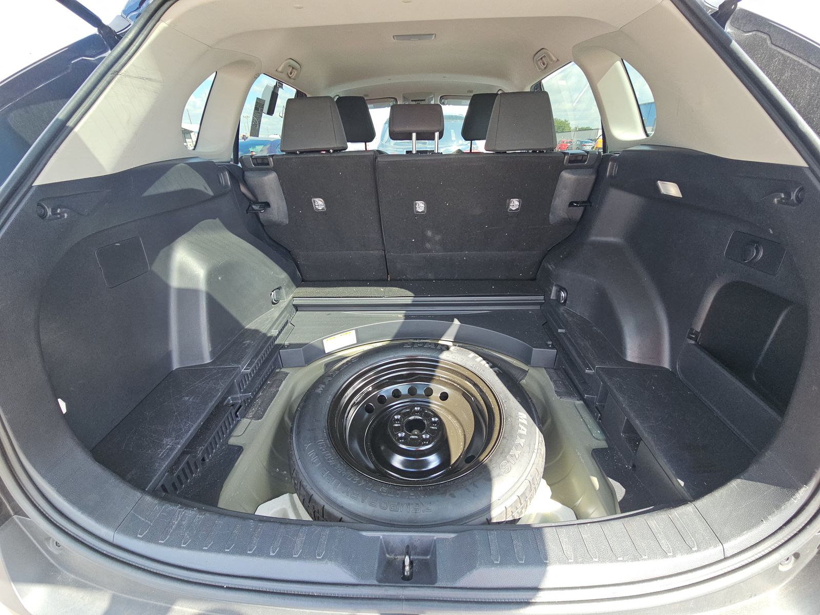 2023 Toyota RAV4 XLE FWD