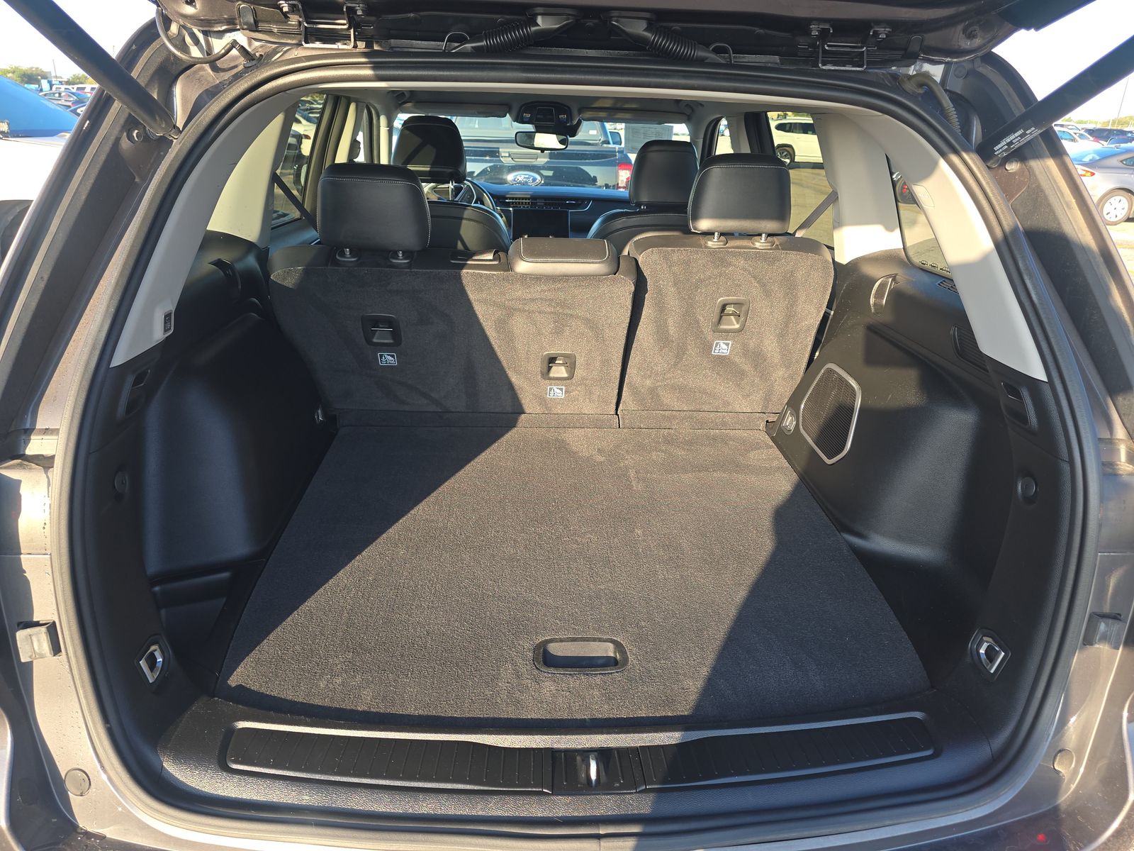 2022 Jeep Grand Cherokee Limited RWD