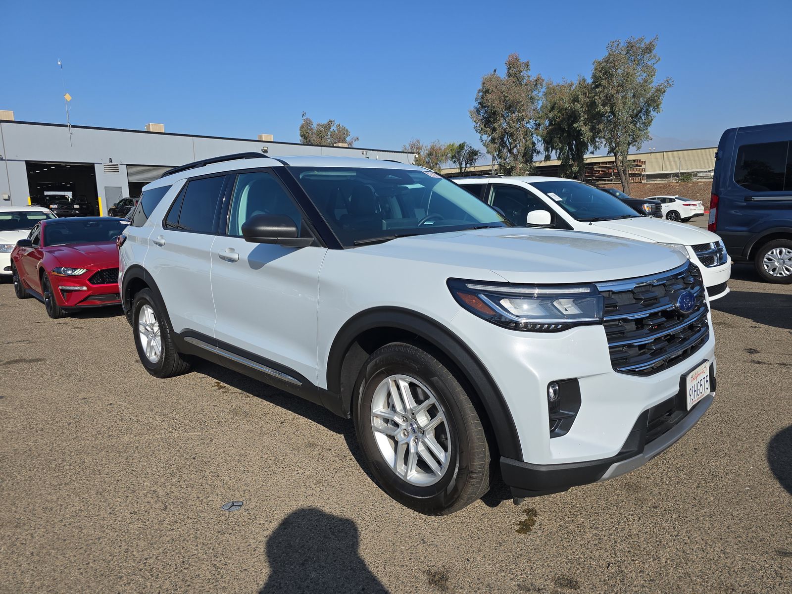 2025 Ford Explorer Active RWD