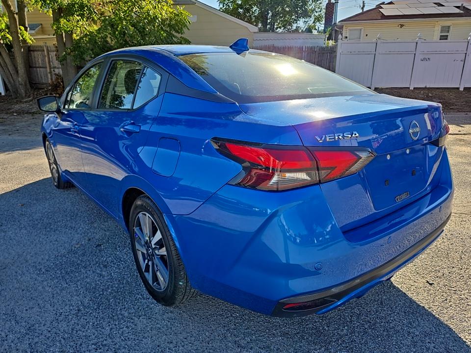 NISSAN VERSA - 7