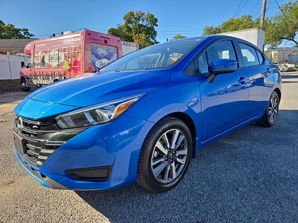 NISSAN VERSA - 1