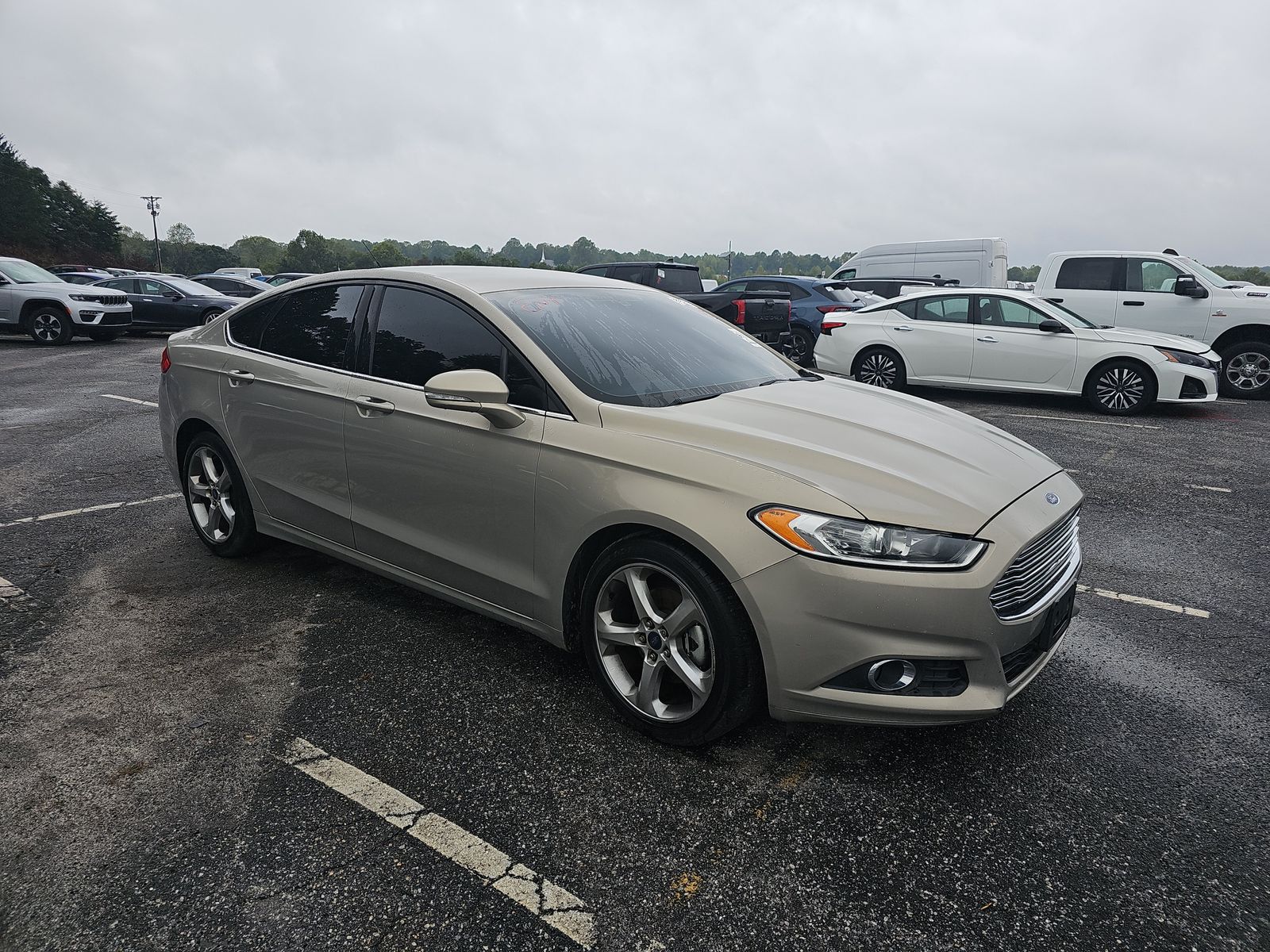 2015 Ford Fusion SE FWD