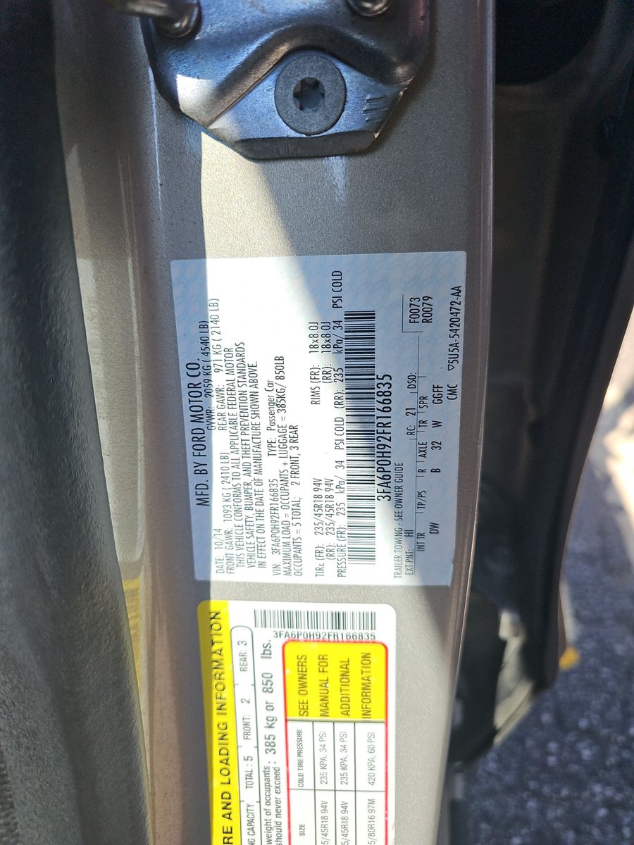 2015 Ford Fusion SE FWD