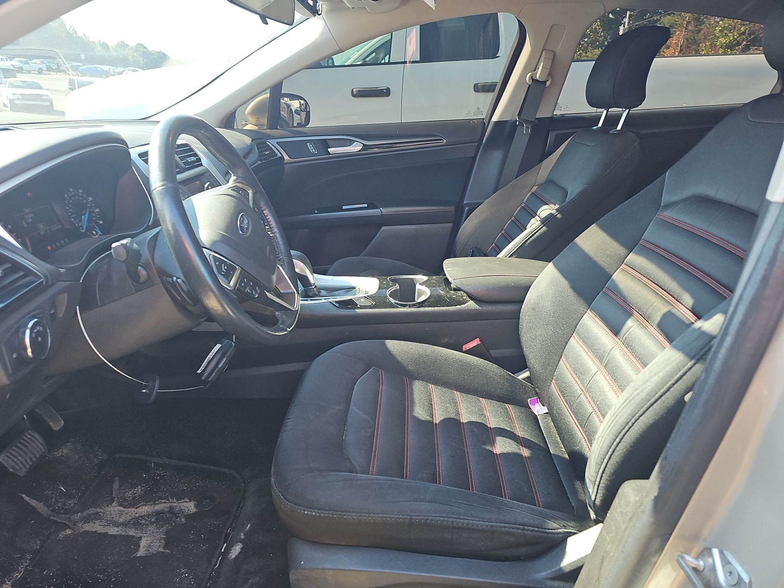 2015 Ford Fusion SE FWD