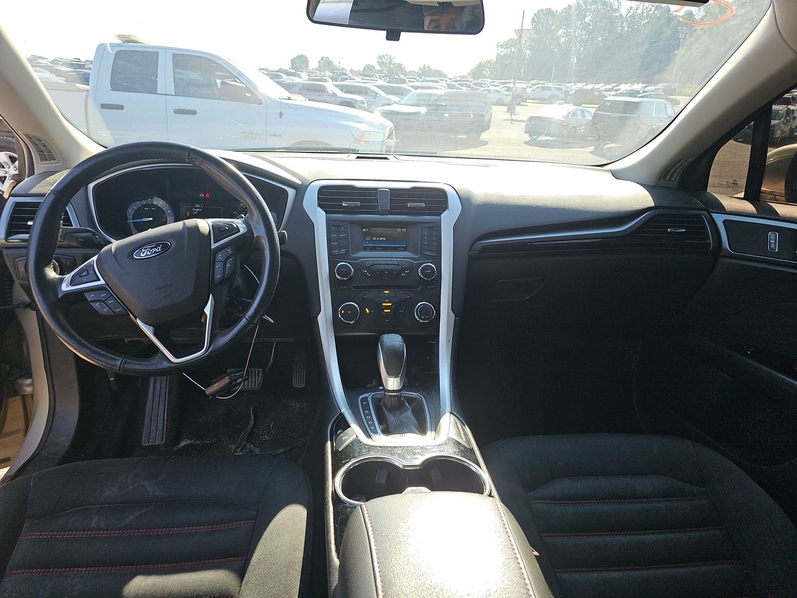 2015 Ford Fusion SE FWD