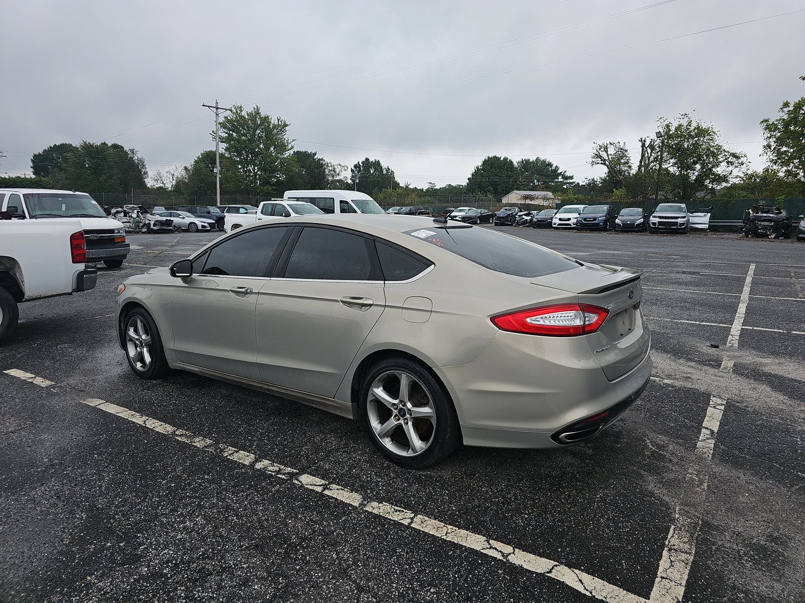 2015 Ford Fusion SE FWD
