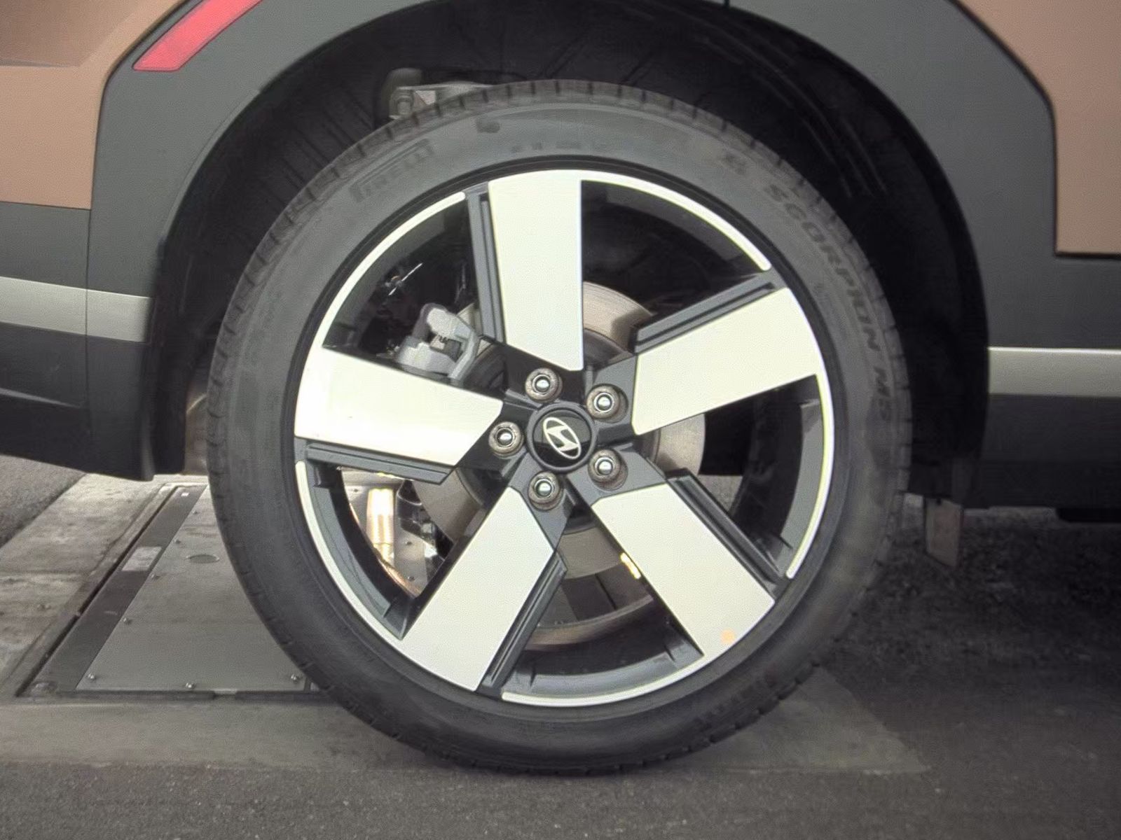 2025 Hyundai Santa Fe Limited AWD